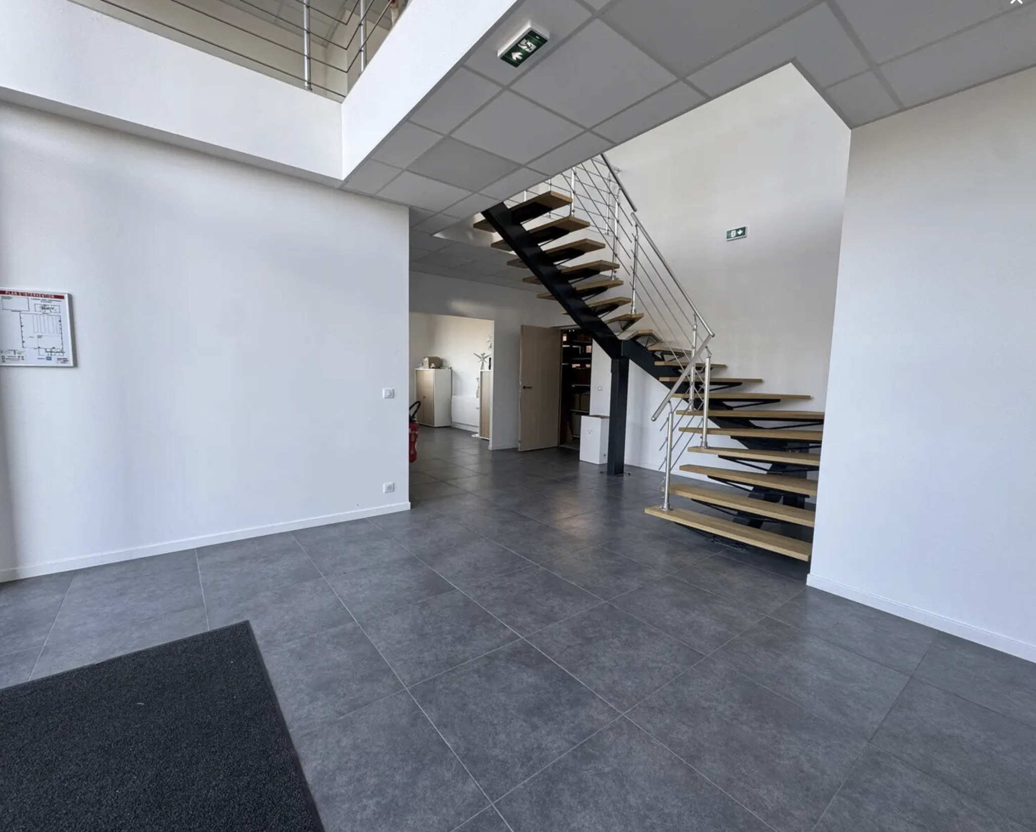 Vente Entrepôt 1 399 m2 — photo 9