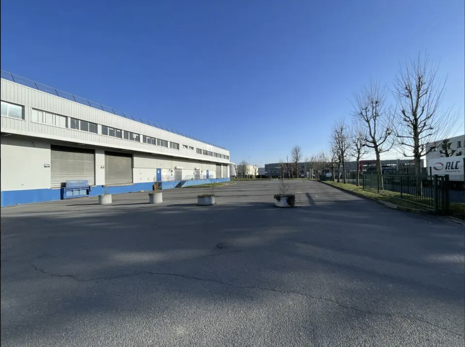 Location entrepot goussainville — photo 2