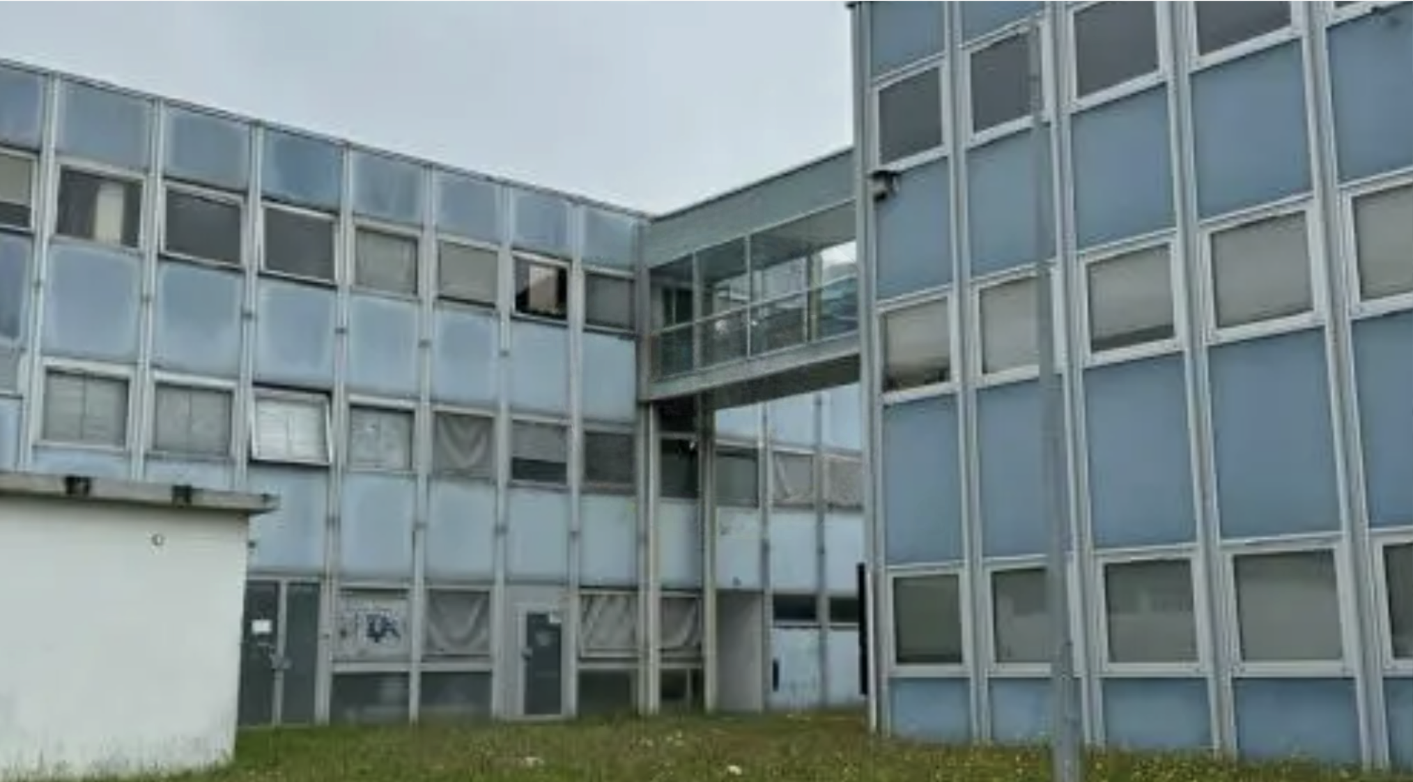 vente bureaux et entrepot Garges-Les-Gonesse (muette) — photo 2