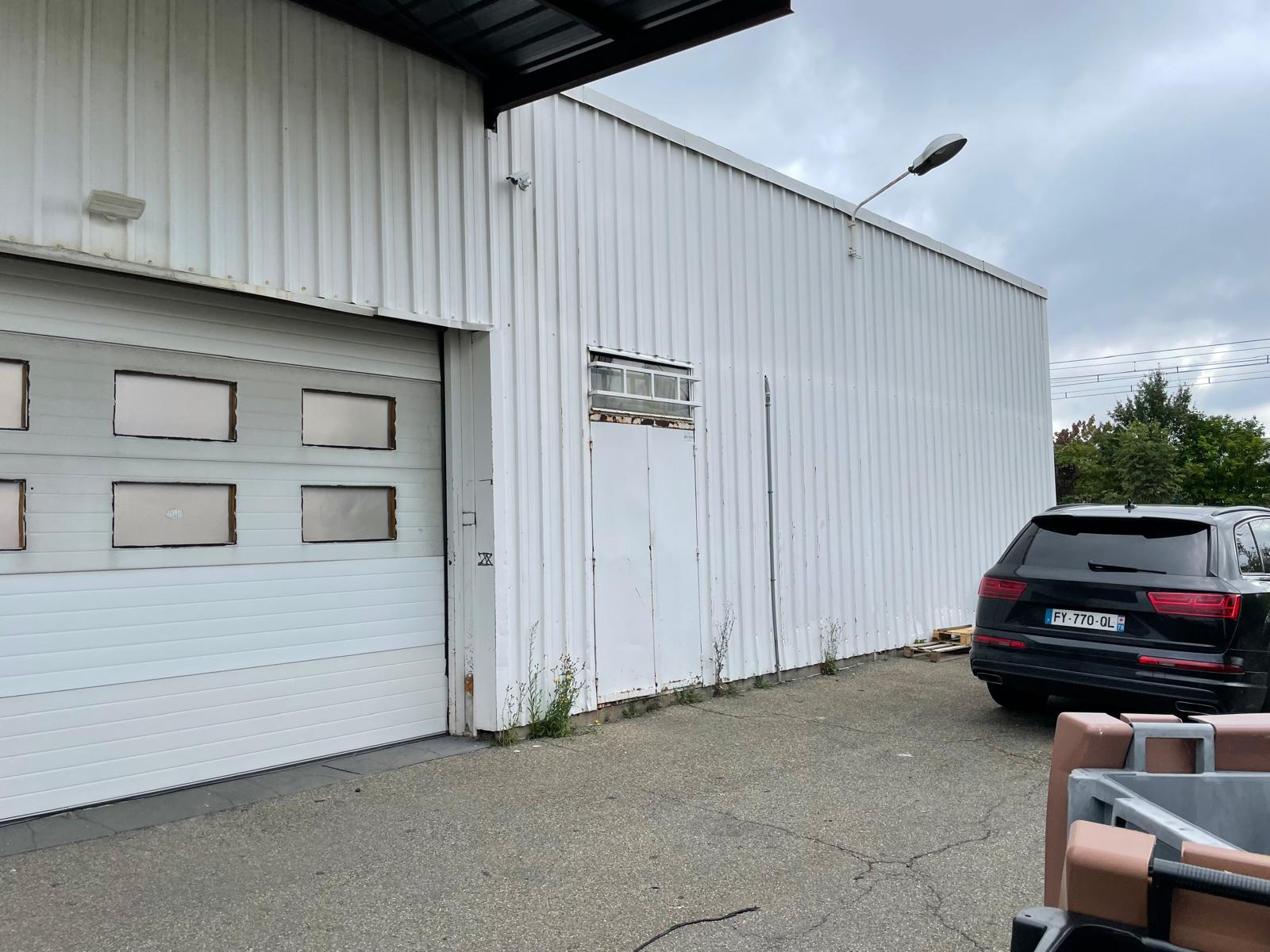 location local commerciale Coignières (78) — photo 7